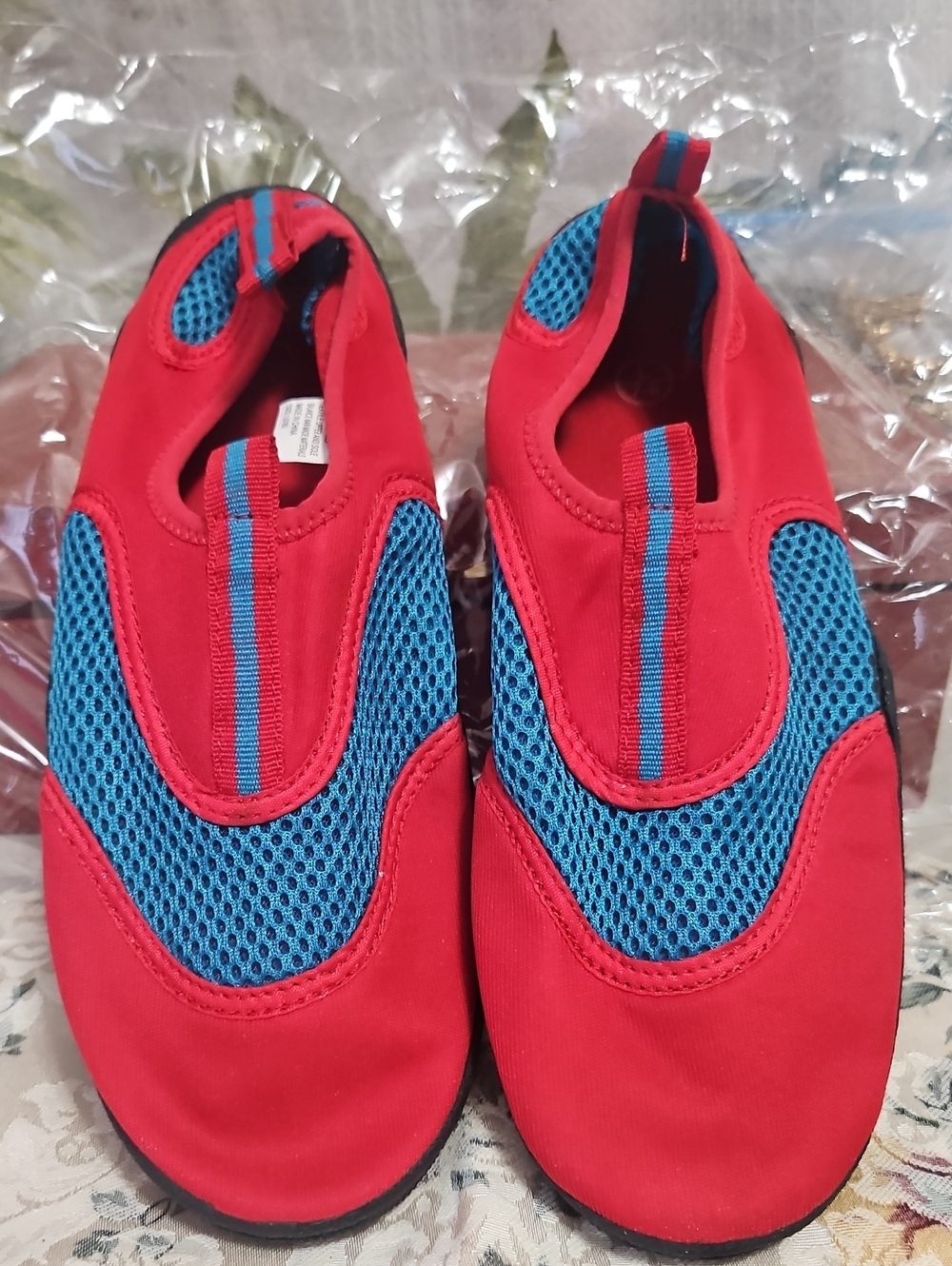 Water Shoes Hot Pink Blue Size 7/8 Worn 1x To Beach